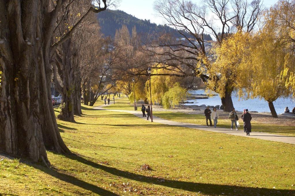 Esplanade Queenstown By Staysouth 외부 사진